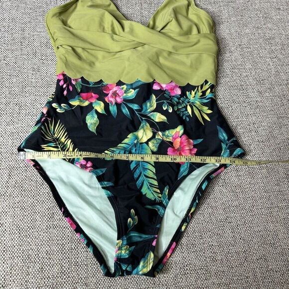 Cupshe One Piece Swimsuit Scalloped Solid Tropical Tummy Control Size M NWT - Picture 7 of 13